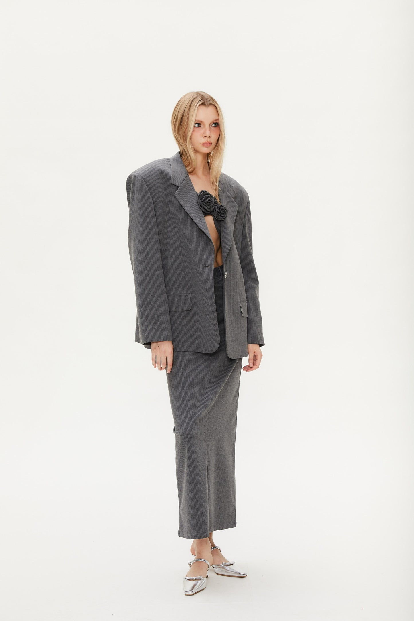 Marta Plaid Basic Suit in Dark Gray