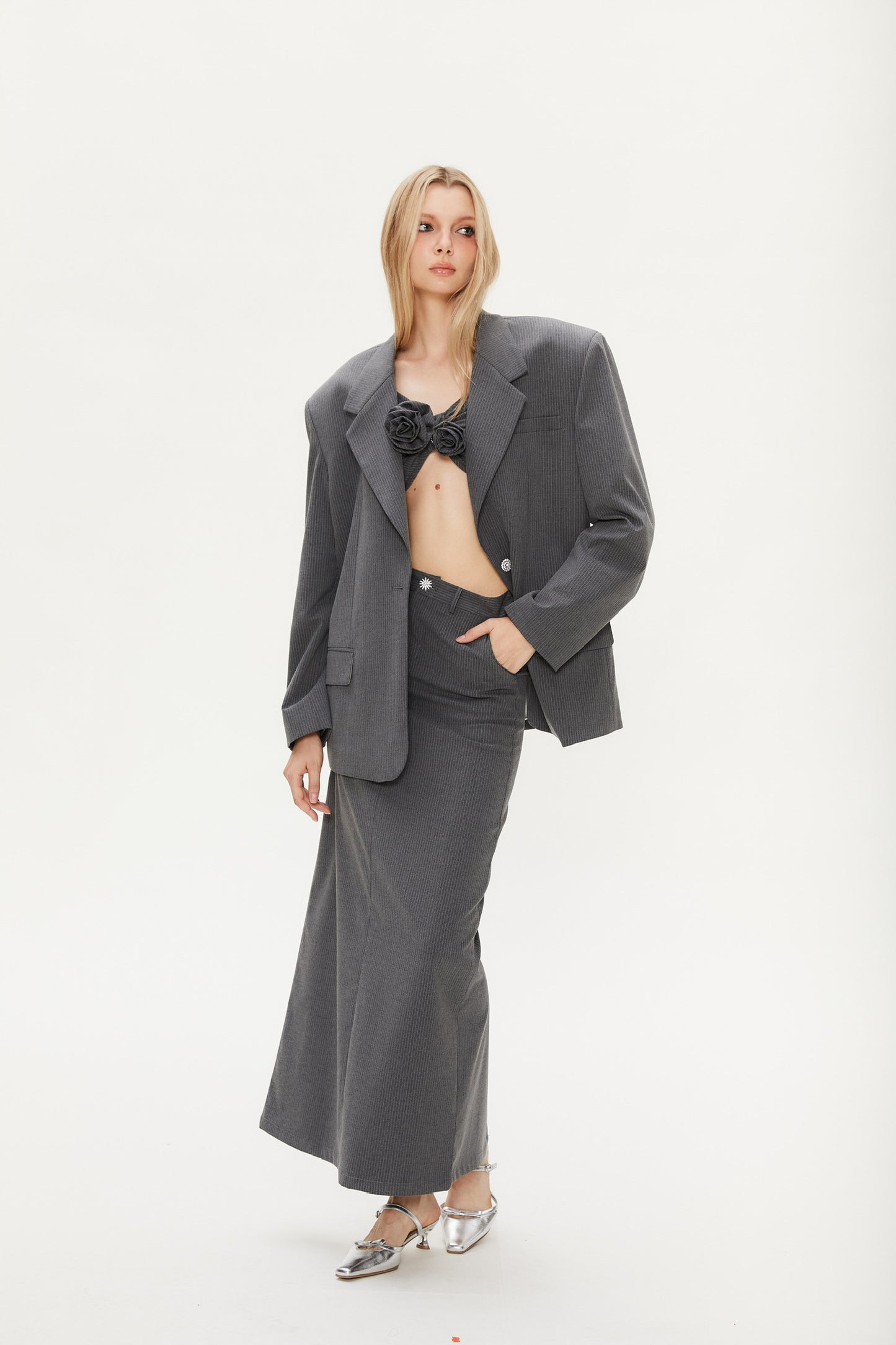 Marta Plaid Basic Suit in Dark Gray