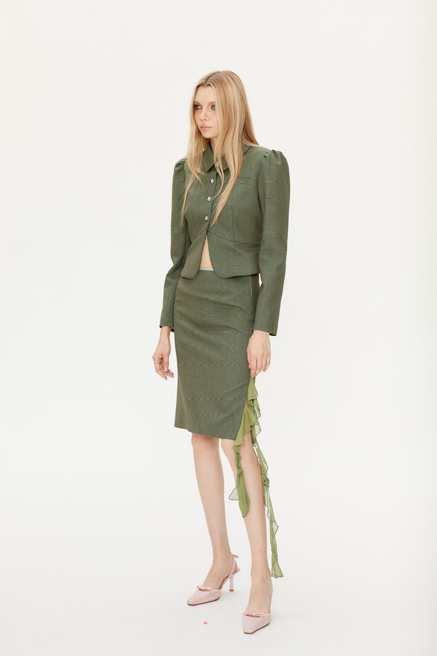 Norma Short Blazer in Green