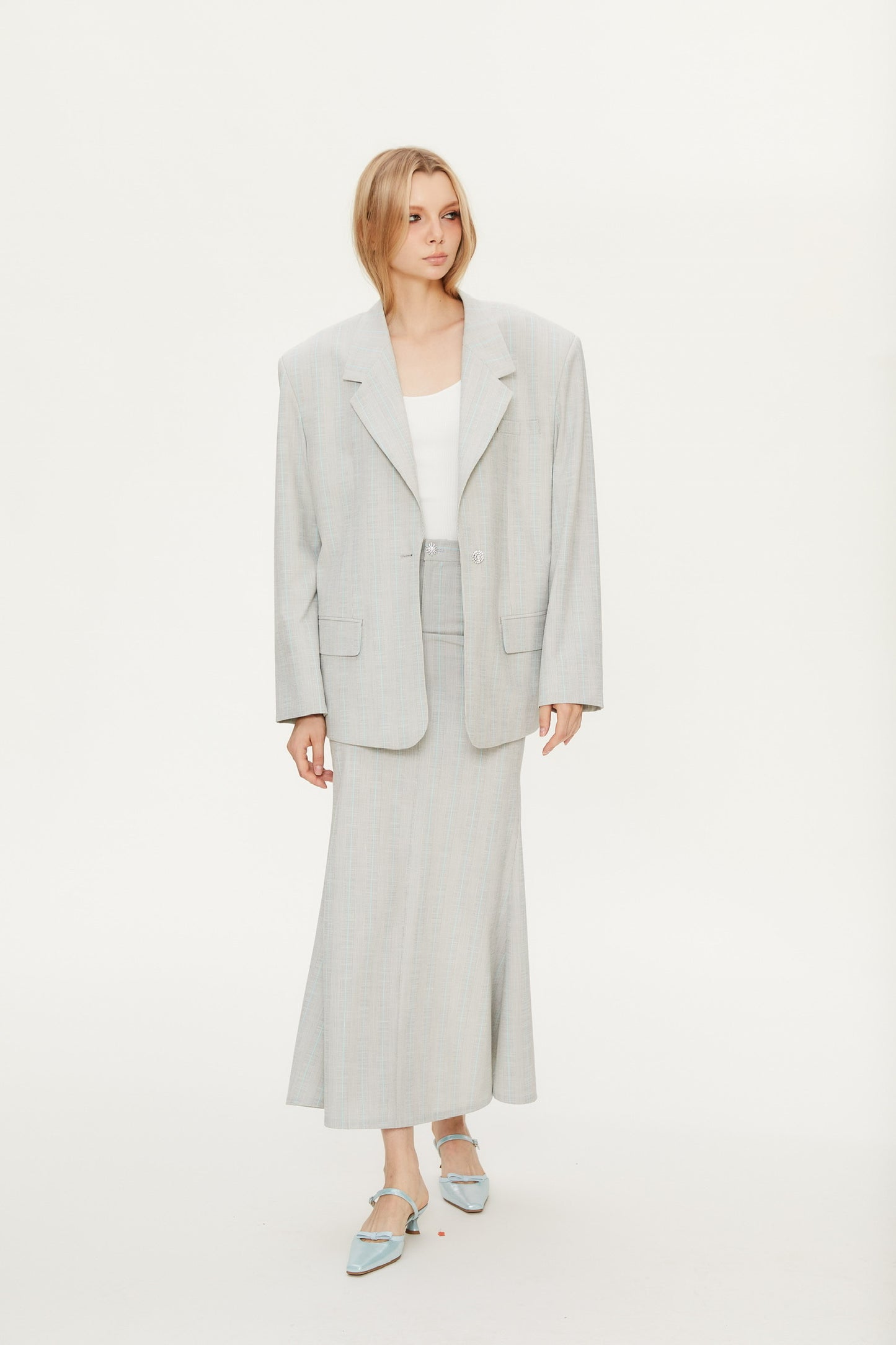 Marta Plaid Basic Suit in Light Gray