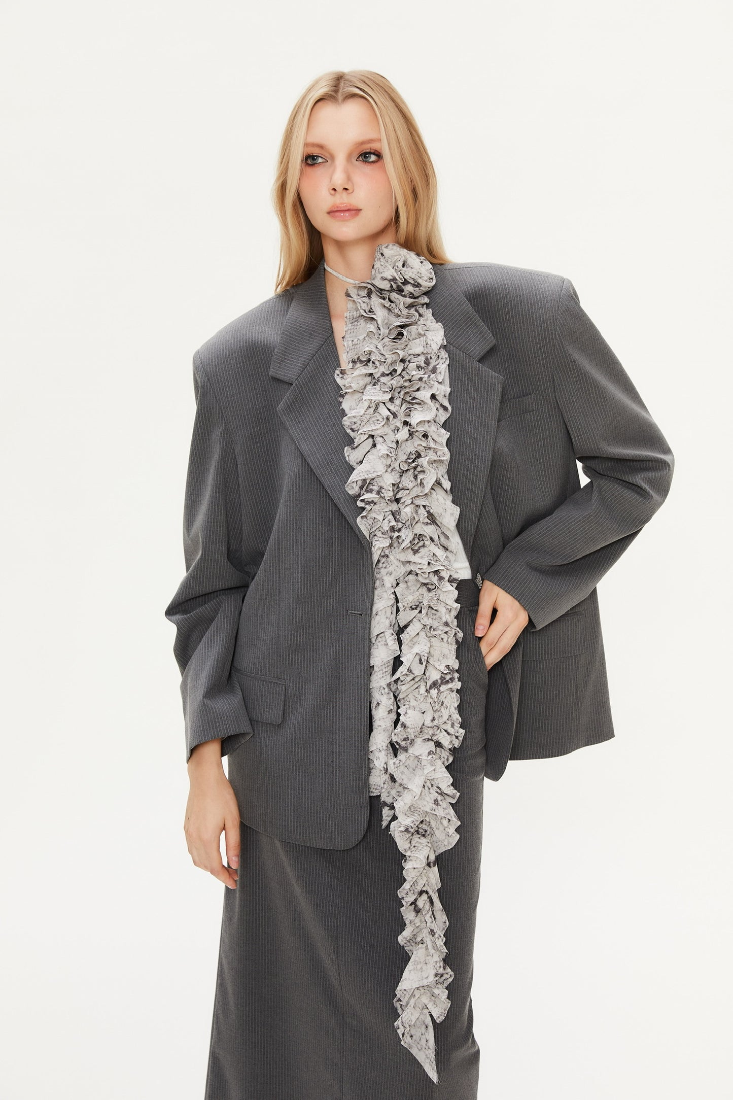 Marta Plaid Basic Suit in Dark Gray