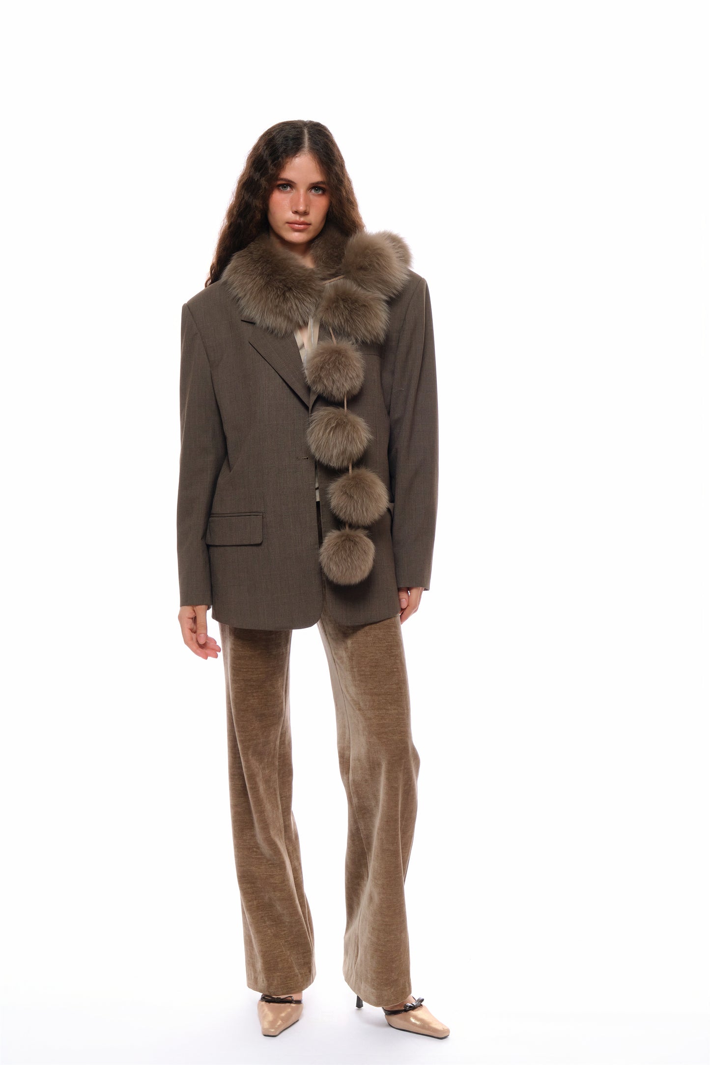 Bette Dreamy Pom-Pom Fur Scarf in Brown