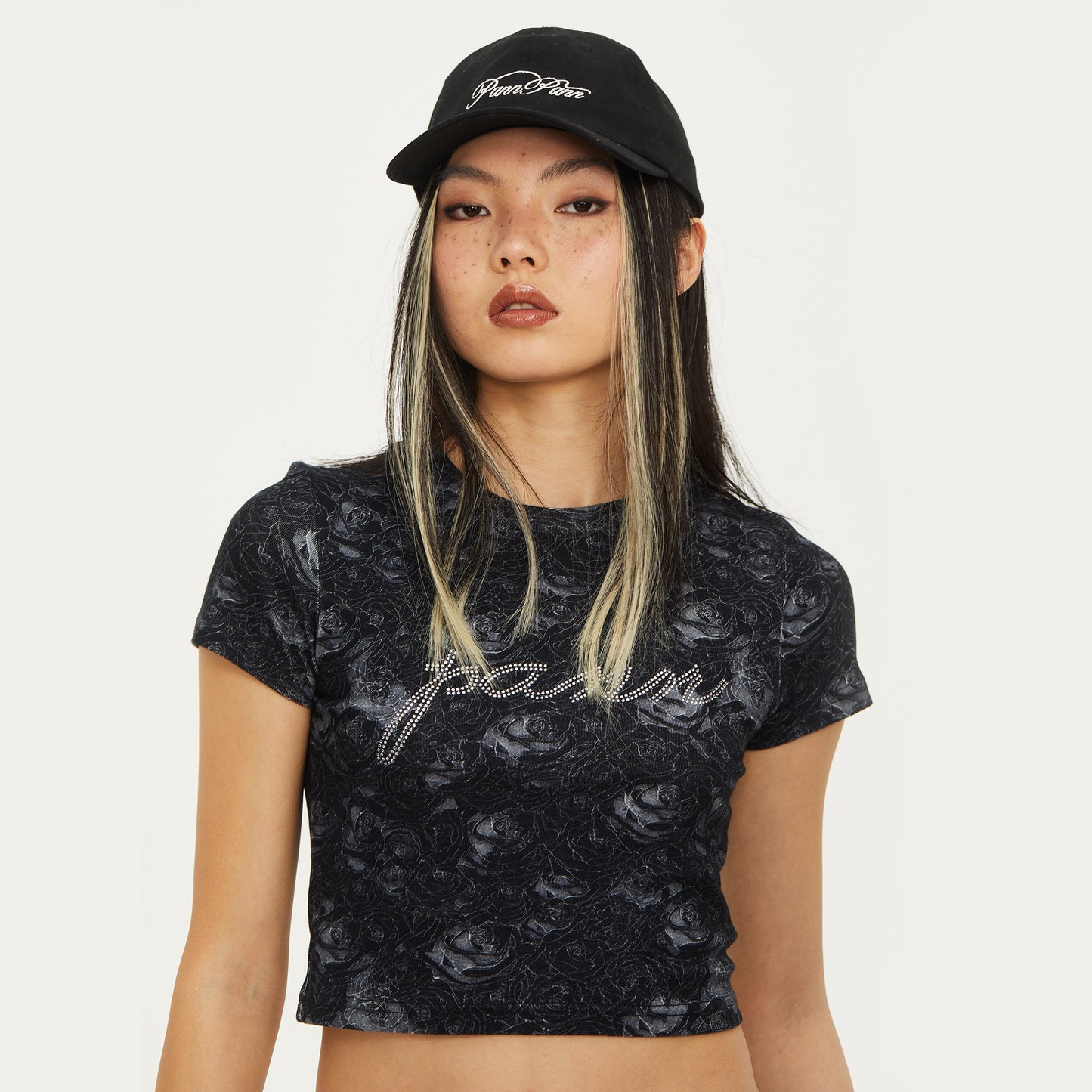 Gummy Embroidery Cap in Black