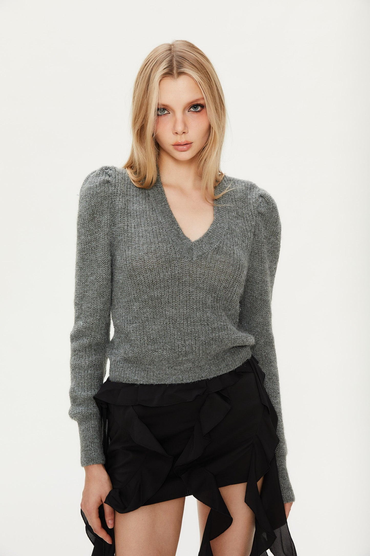 Blaire V-neck Knit Sweater in Gray