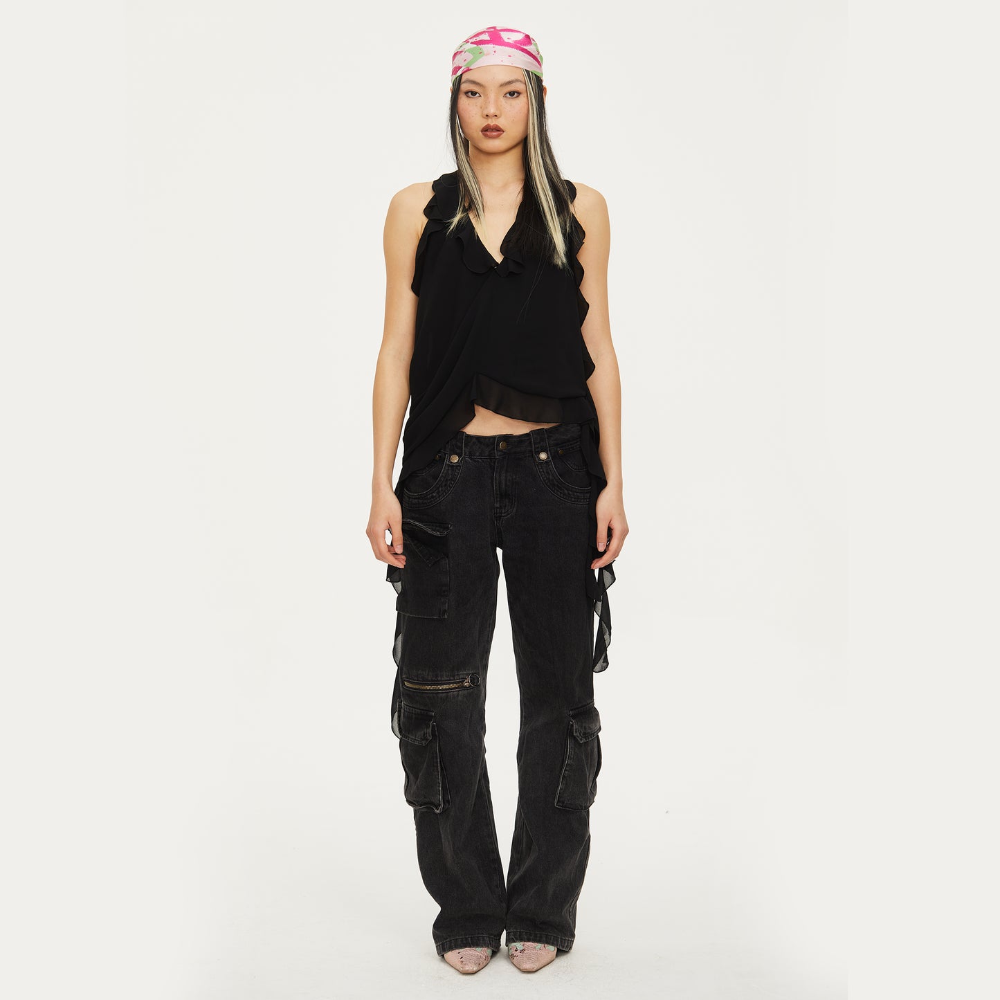 Edith Low-rise Pants in Black