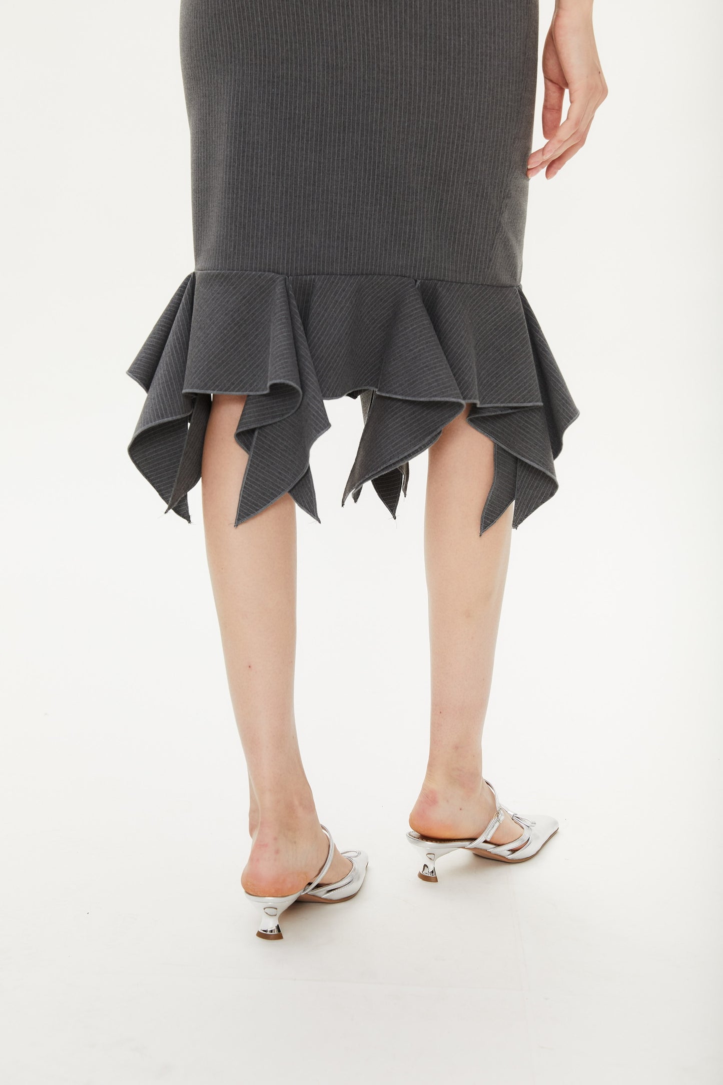 Mag Lace Splicing Fishtail Skirt in Dark Gray