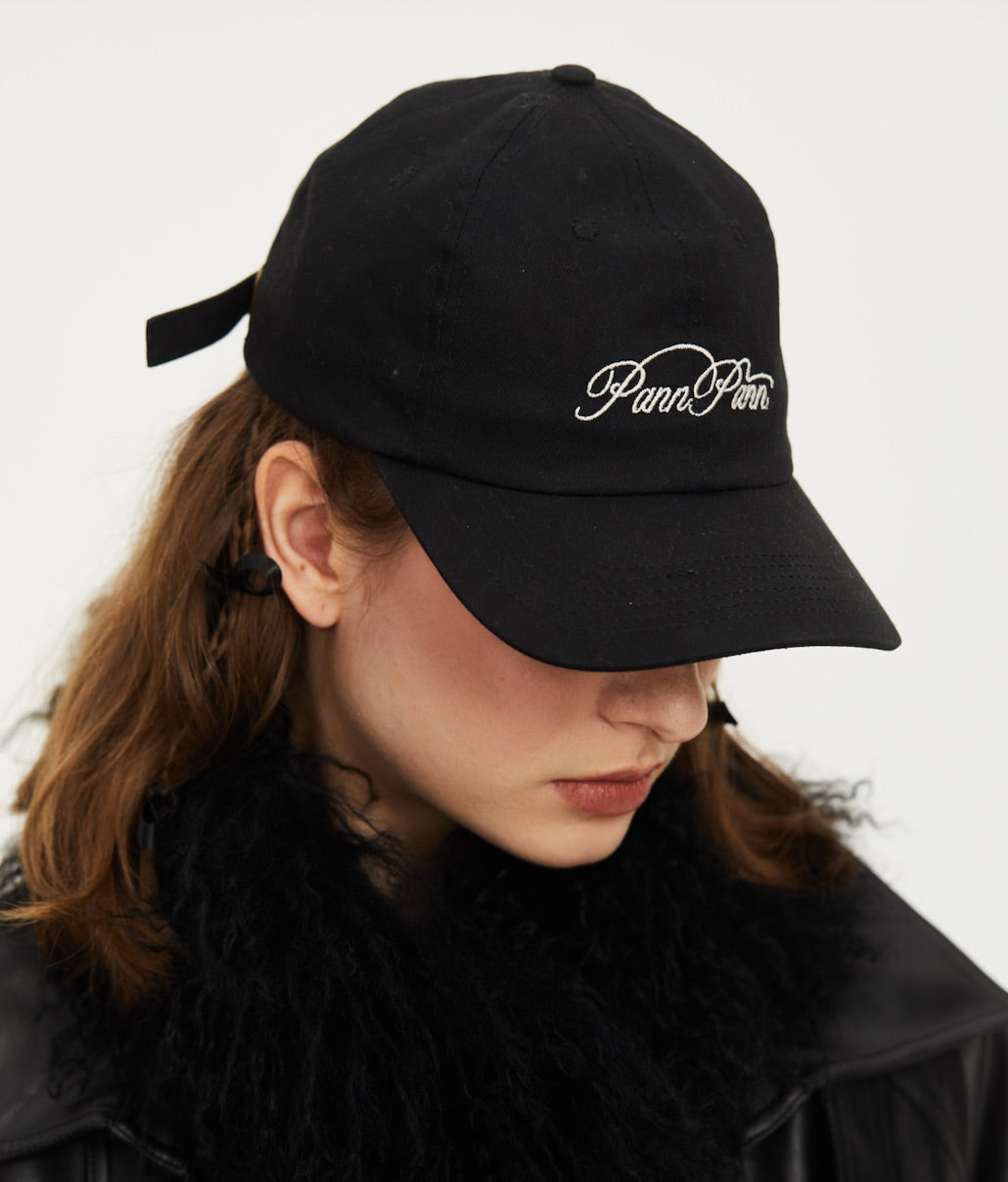 Gummy Embroidery Cap in Black