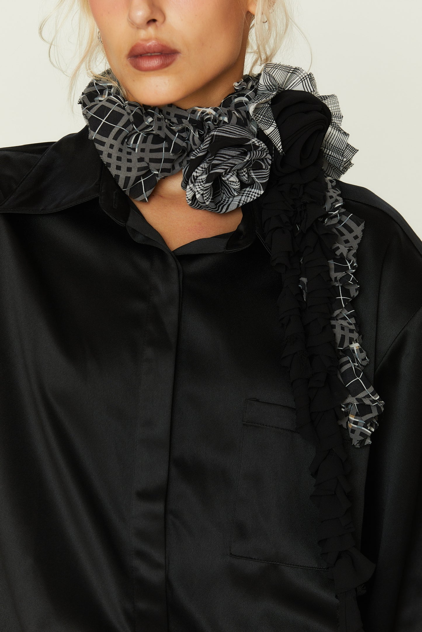 Eve Ruffled Floral Scarf in Black
