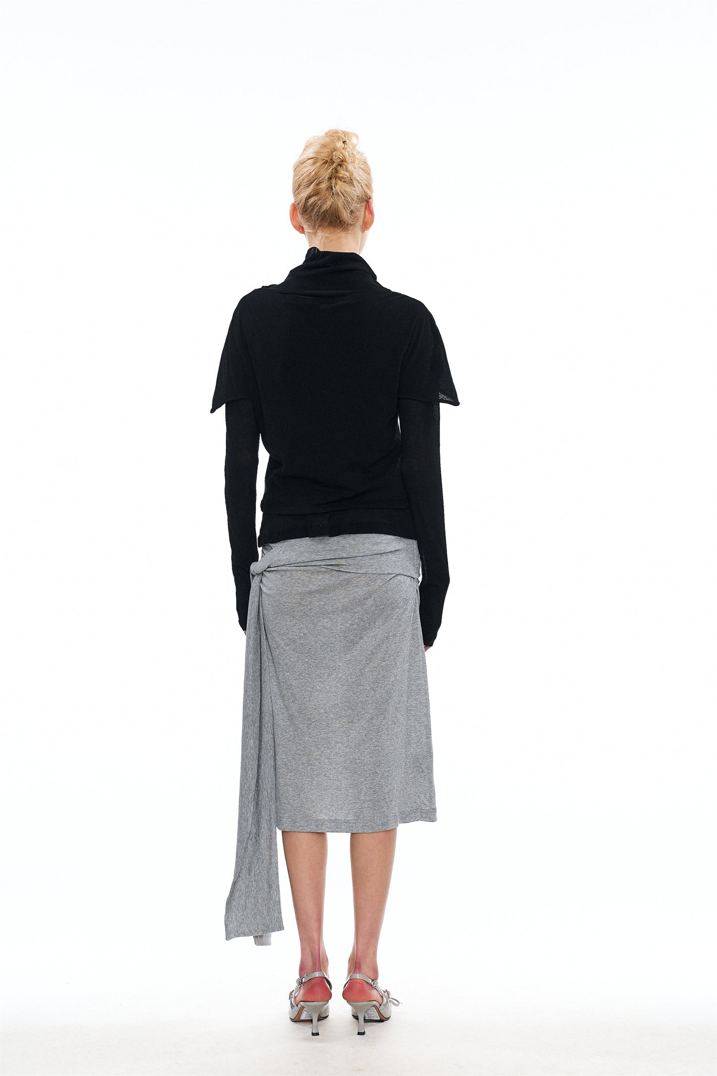 Cady Yarn Wrap-Style Knit Skirt in Gray