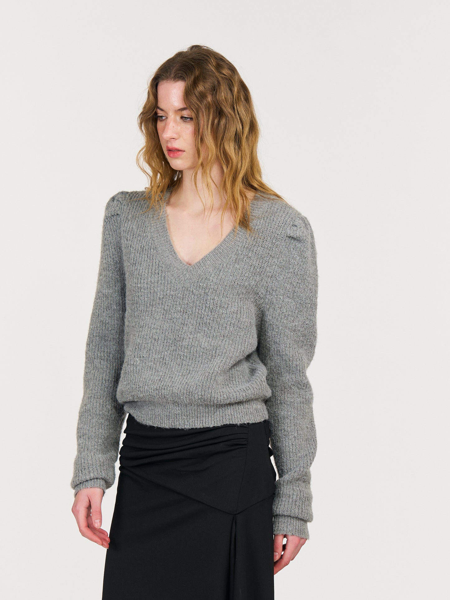 Blaire V-neck Knit Sweater in Gray