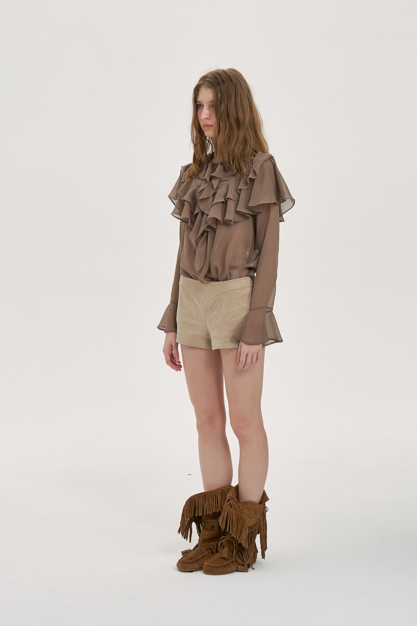 Y-Stitch Camel Shorts